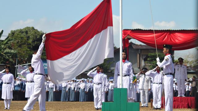 Makna Upacara Bendera di Sekolah