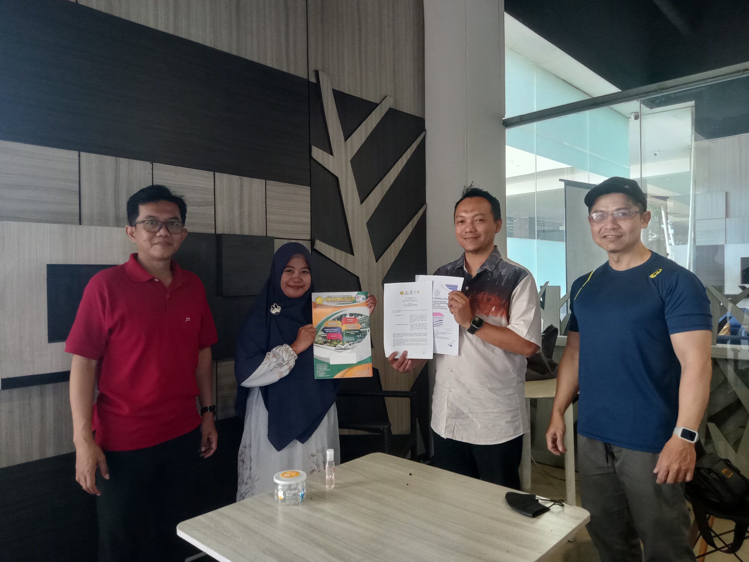 Memorandum of Understanding (MOU) Jurusan Pemasaran SMK Manbaul Ulum dengan Perusahaan Tekad Digital Indonesia